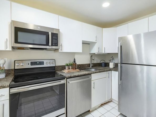 950 Massachusetts Ave 504, Cambridge MA 02139