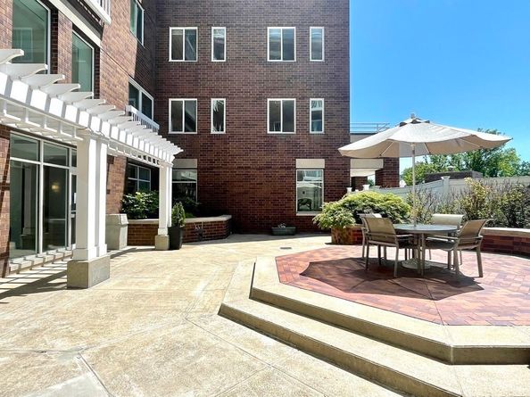 950 Massachusetts Ave 504, Cambridge MA 02139