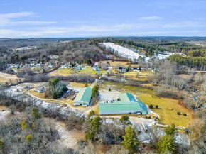 84 Powers Rd, Westford MA 01886
