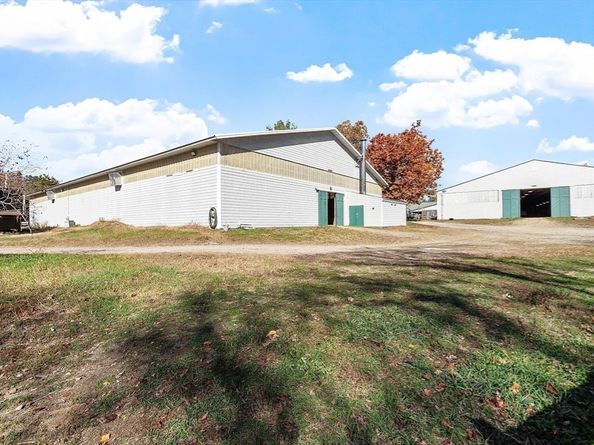 84 Powers Rd, Westford MA 01886
