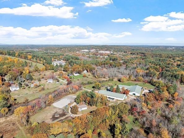 84 Powers Rd, Westford MA 01886