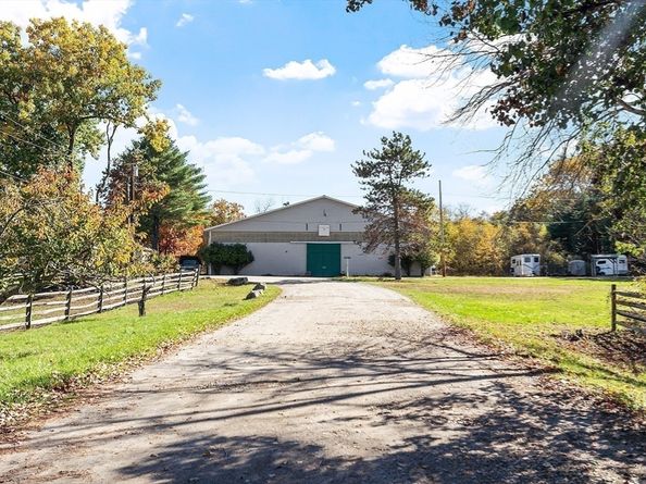 84 Powers Rd, Westford MA 01886