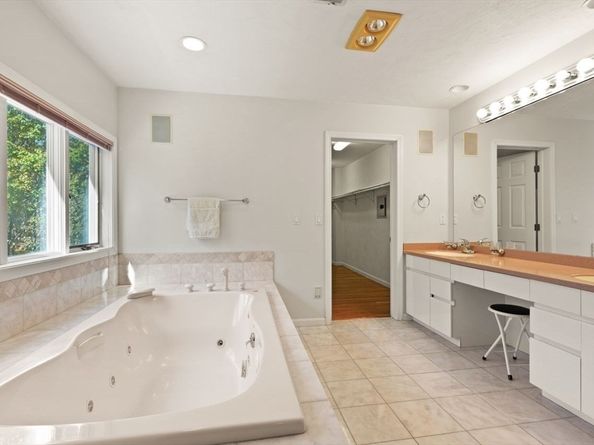 74 Eisenhower Dr., Sharon MA 02067