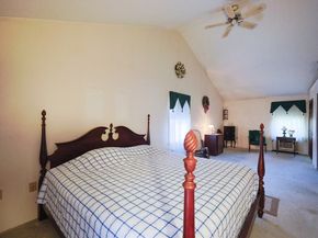 587 Common St, Walpole MA 02081