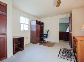 587 Common St, Walpole MA 02081
