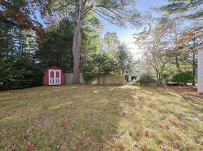 587 Common St, Walpole MA 02081