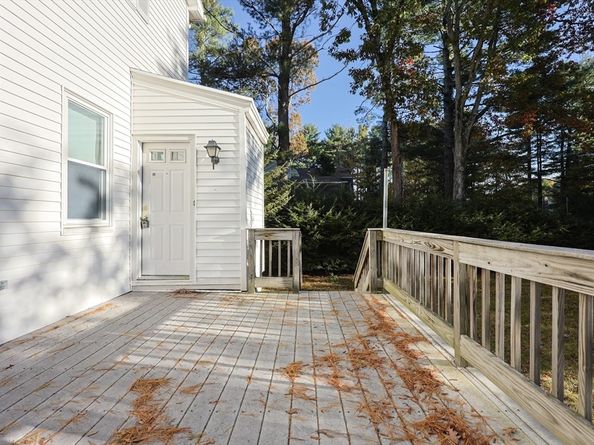 587 Common St, Walpole MA 02081