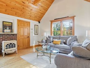 178 Main St, Plympton MA 02367