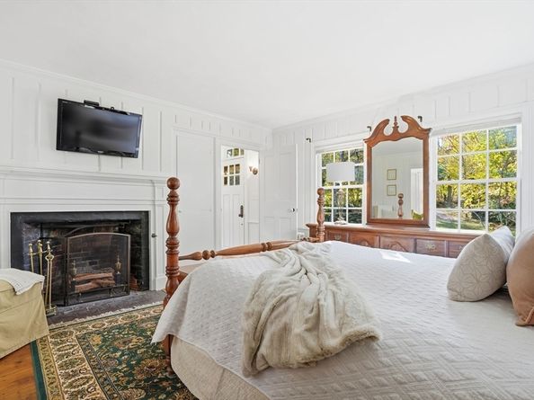 178 Main St, Plympton MA 02367