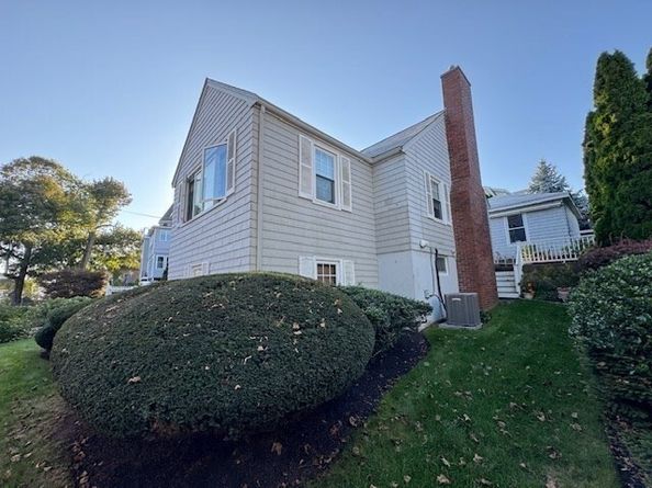 10 Quincy Park, Beverly MA 01915