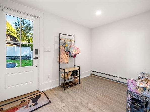 23 Tophet Rd, Lynnfield MA 01940