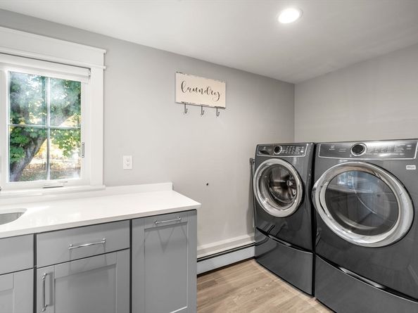 23 Tophet Rd, Lynnfield MA 01940