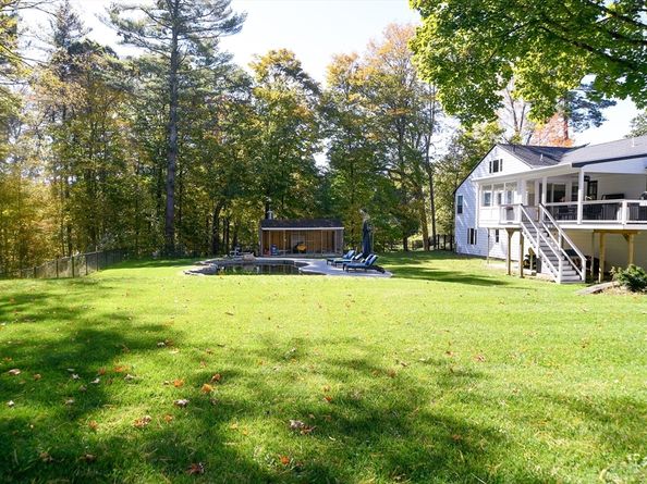 23 Tophet Rd, Lynnfield MA 01940