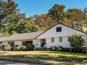 23 Tophet Rd