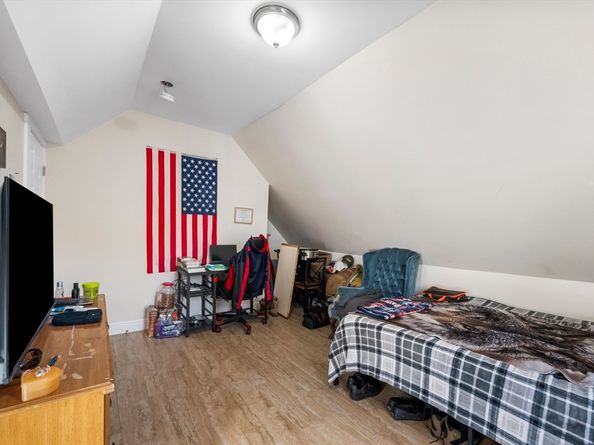 174-176 Mill St, Winchendon MA 01475