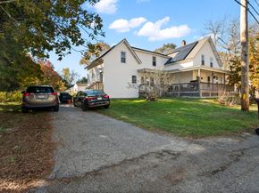 174-176 Mill St, Winchendon MA 01475