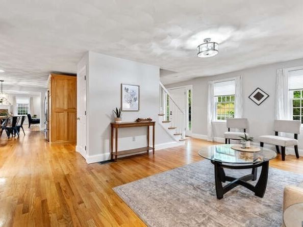 7 Pheasant Lane, Groveland MA 01834