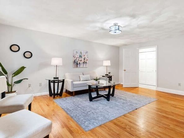 7 Pheasant Lane, Groveland MA 01834