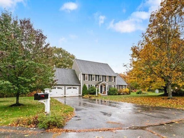 7 Pheasant Lane, Groveland MA 01834