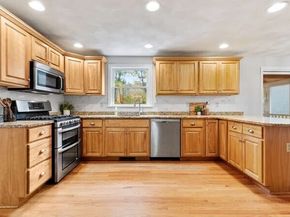 7 Pheasant Lane, Groveland MA 01834
