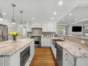 13 Cavanaugh Rd, Wellesley MA 02481
