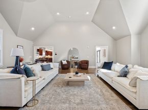 6 Brickyard Rd, Leicester MA 01524