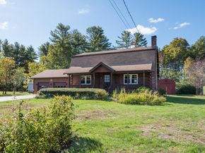 141 Rocky Meadow St, Middleboro MA 02346