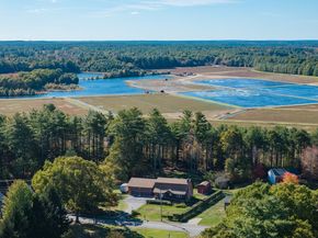 141 Rocky Meadow St, Middleboro MA 02346