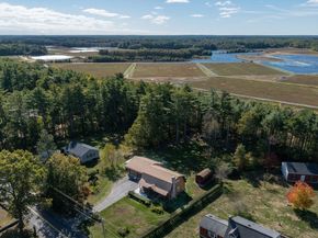 141 Rocky Meadow St, Middleboro MA 02346