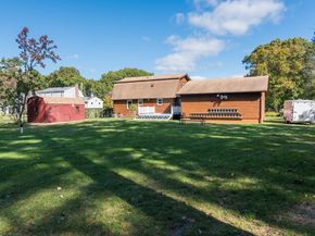 141 Rocky Meadow St, Middleboro MA 02346