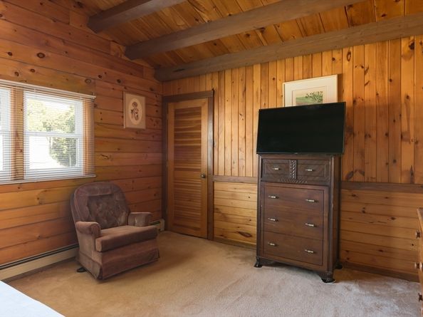 141 Rocky Meadow St, Middleboro MA 02346