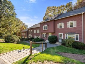 3 Apple Ridge Road 5, Maynard MA 01754