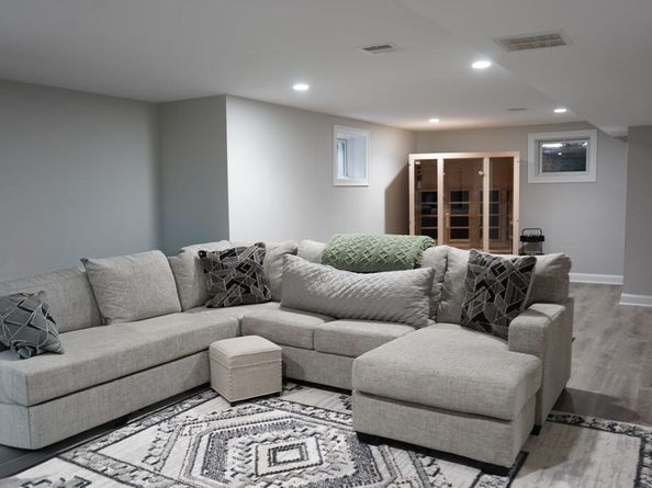 242 Valley Rd, Needham MA 02492