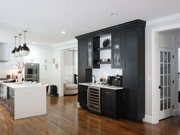 242 Valley Rd, Needham MA 02492