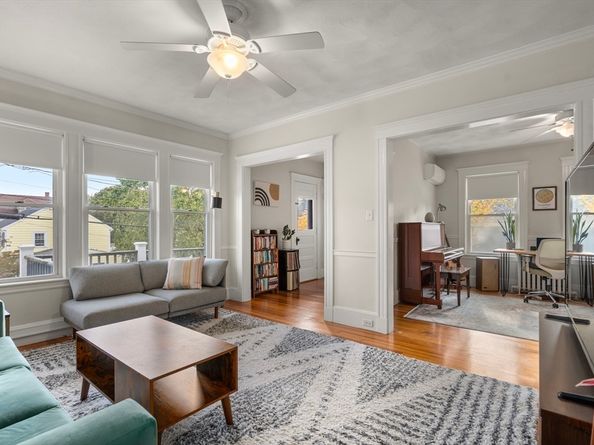 137 Thacher St 137, Milton MA 02186
