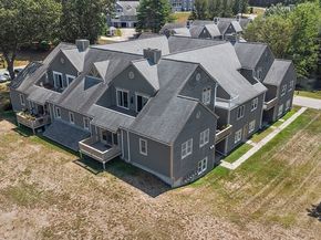 8 Devlin Circle 8, Blackstone MA 01504