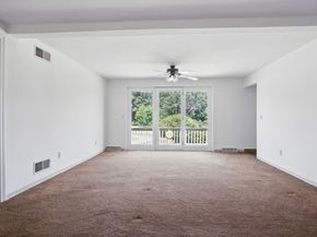 8 Devlin Circle 8, Blackstone MA 01504