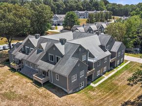 8 Devlin Circle 8, Blackstone MA 01504
