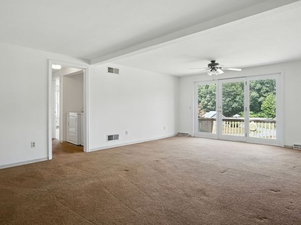 8 Devlin Circle 8, Blackstone MA 01504