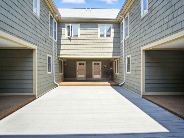 8 Devlin Circle 8, Blackstone MA 01504