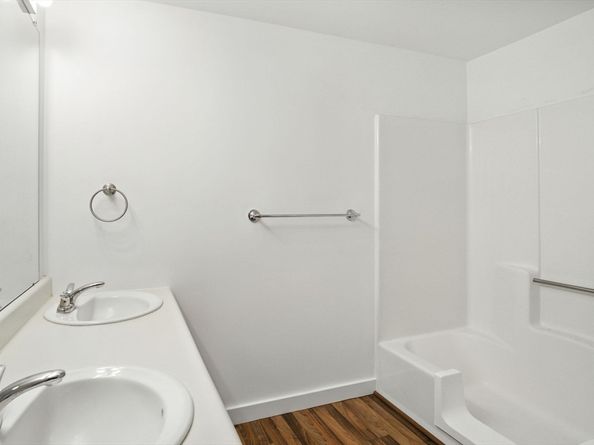 8 Devlin Circle 8, Blackstone MA 01504