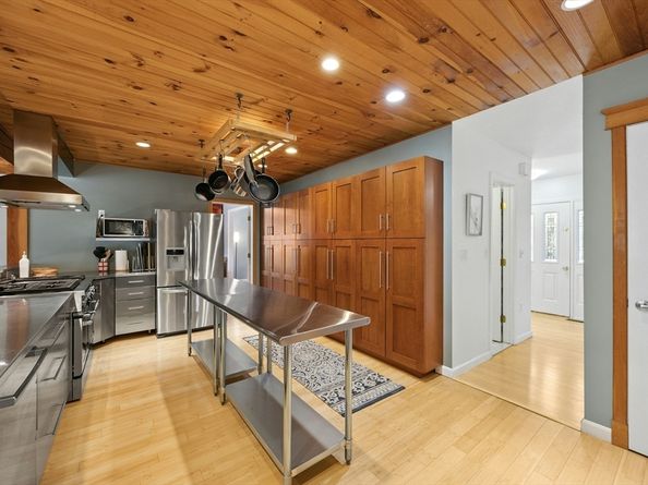 67 Powder Mill, Sudbury MA 01776