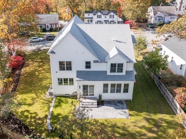 3 Ferndale St, Natick MA 01760
