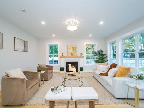 3 Ferndale St, Natick MA 01760