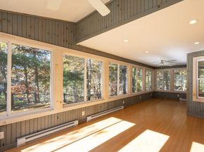 27 Fowler St, Upton MA 01568