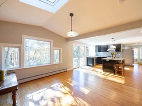 27 Fowler St, Upton MA 01568