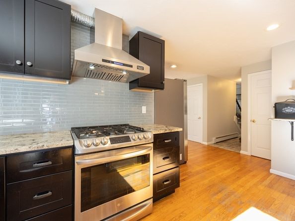 27 Fowler St, Upton MA 01568