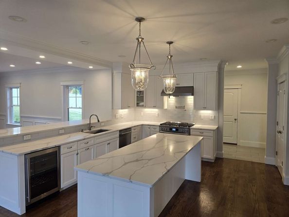 28 Goldencrest Ave, Waltham MA 02451