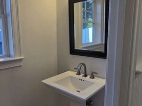 28 Goldencrest Ave, Waltham MA 02451