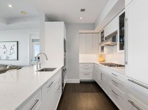 22 Liberty Dr 6F, Boston MA 02210
